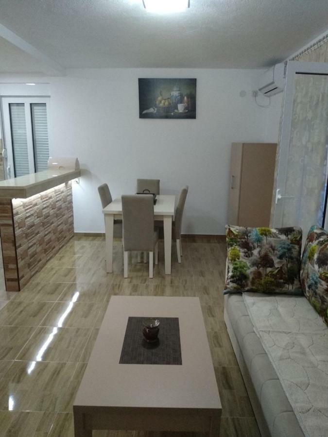 Apartment Marko *
